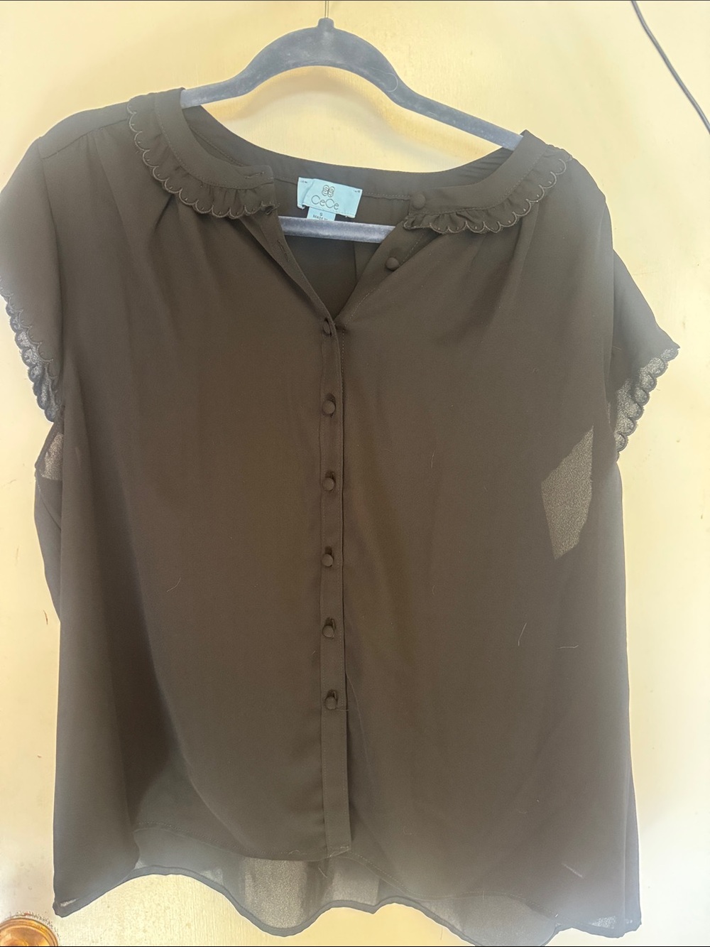 CeCe Black Scallop Collar Button-Front Blouse